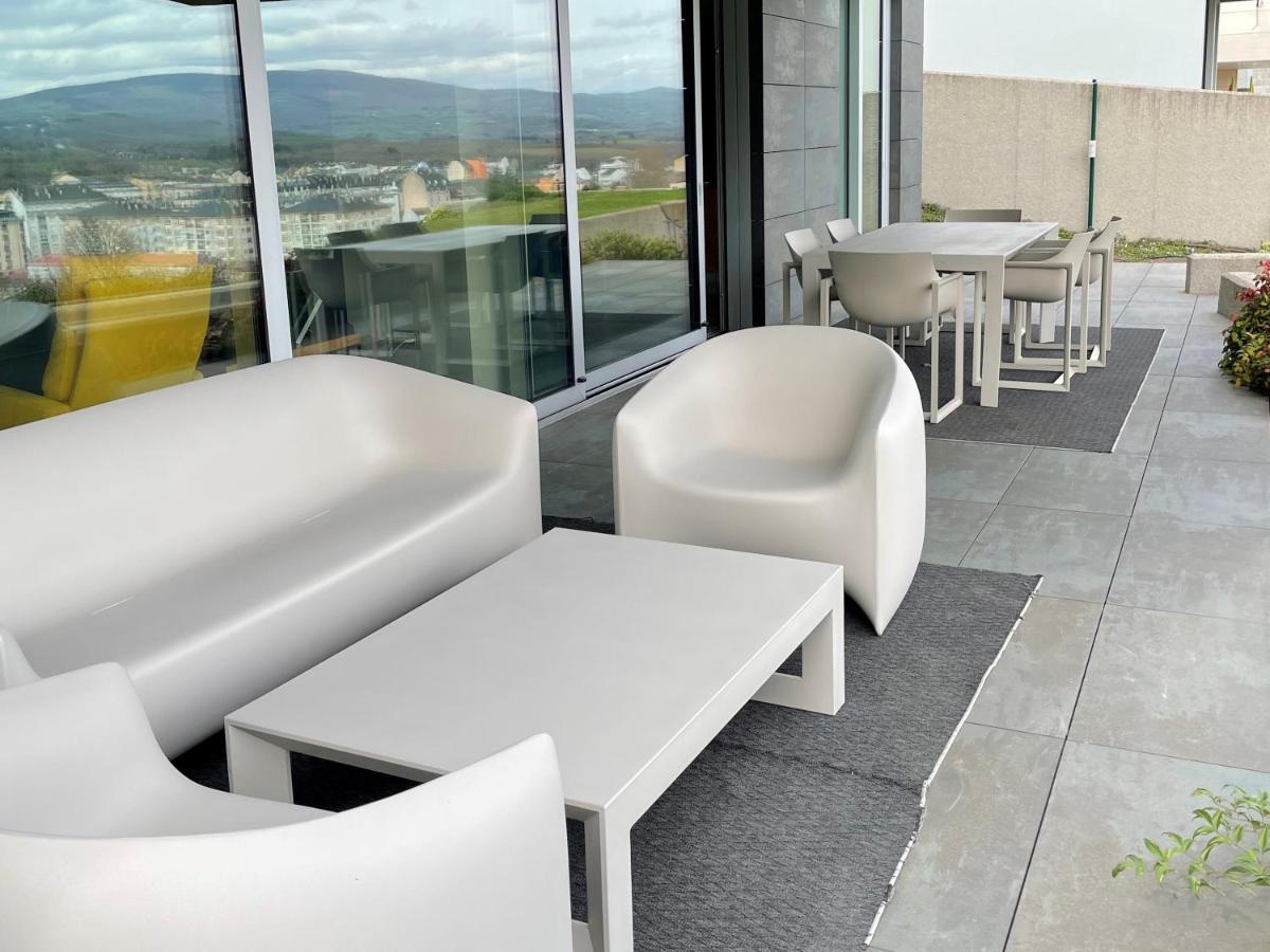 Tres Prismas Exclusive Villa Sarria Exterior photo