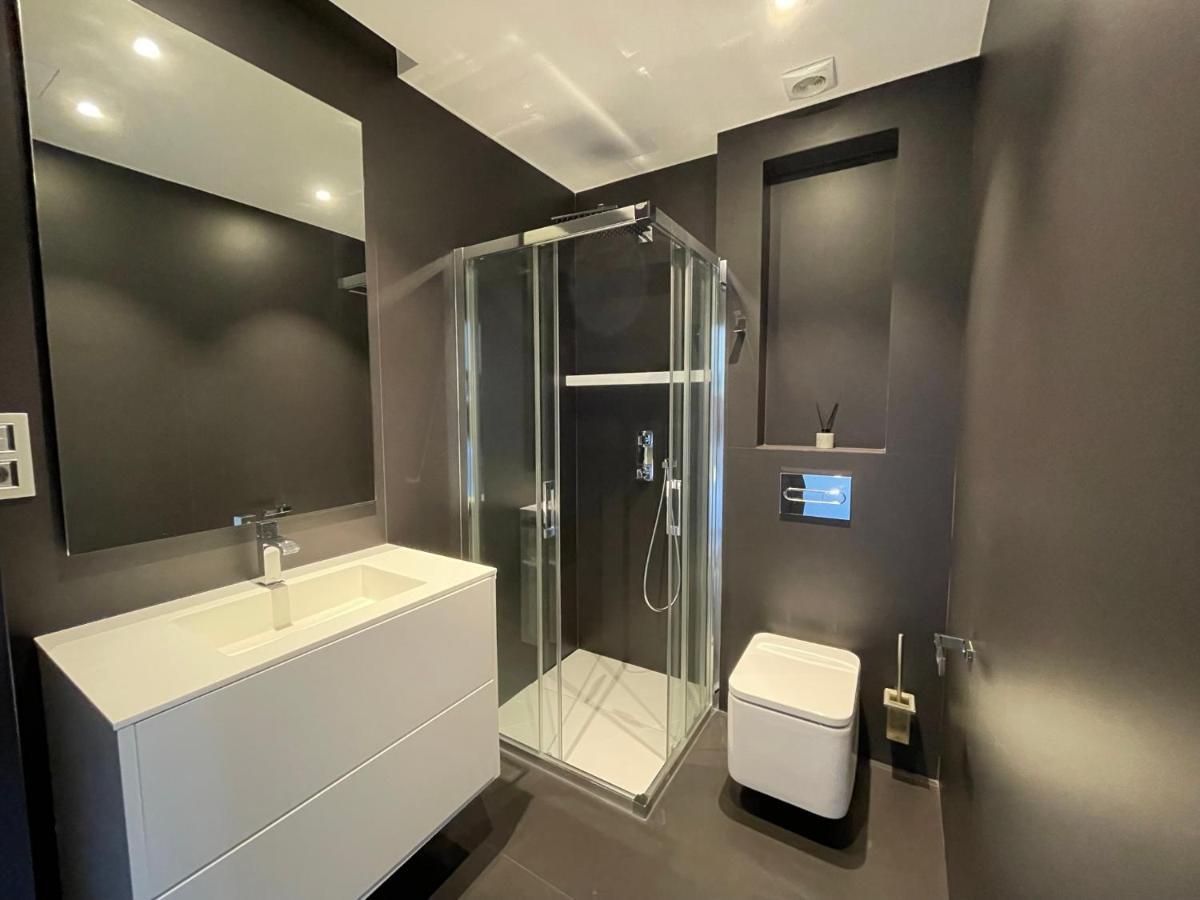 Tres Prismas Exclusive Villa Sarria Exterior photo